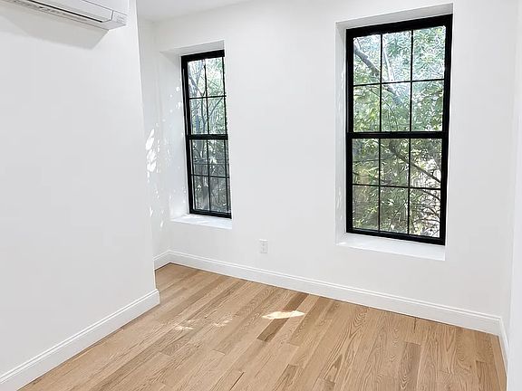 4th image of 1252 Herkimer St Floor 3