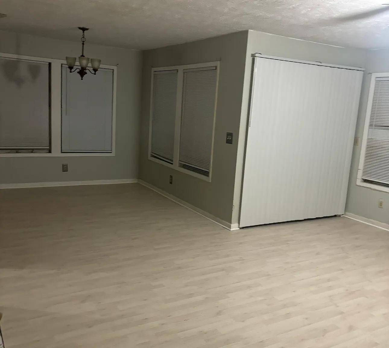 2 bed, 1150 sqft, $950 — Photo 1
