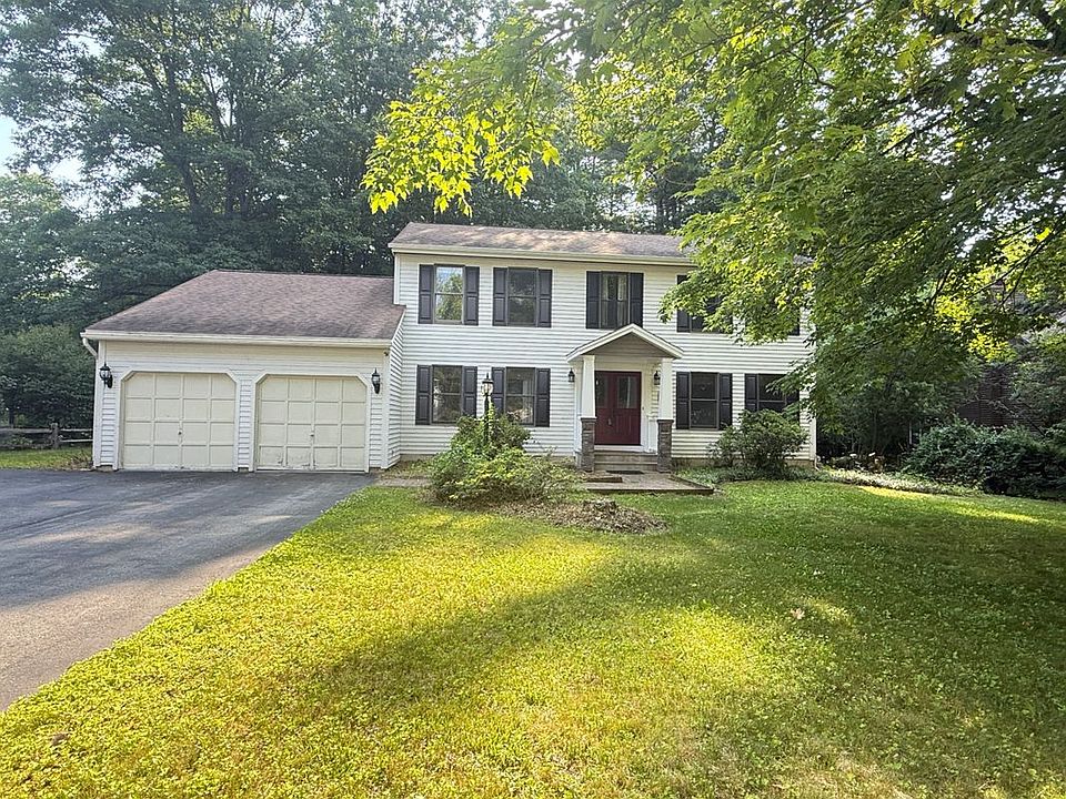 1st image of 60 Sherwood Trl