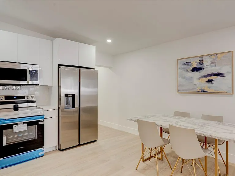 2736 NW 21st Ave — Photo 31