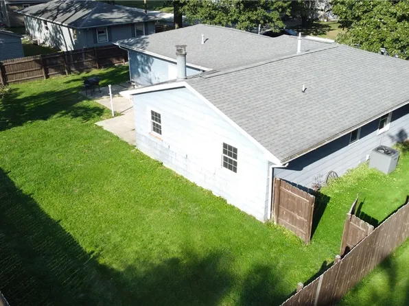 509 N Seymour St, Sullivan, IL 61951