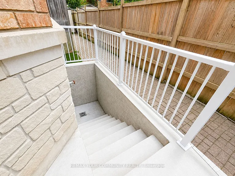 17 Morden Cres #BASEMENT — Photo 15