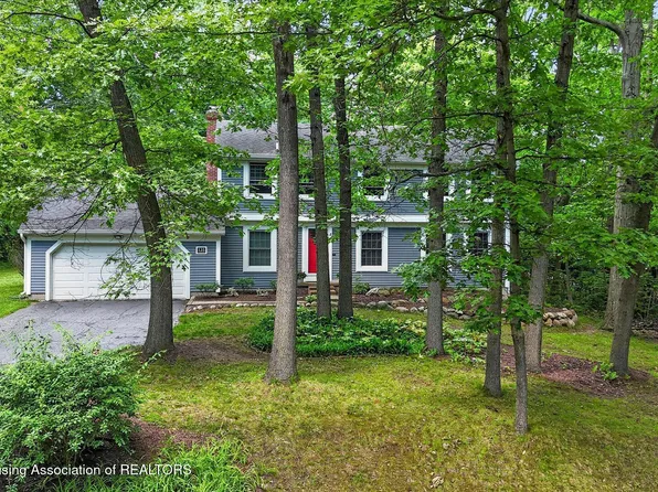 131 Feldspar Dr, Williamston, MI 48895