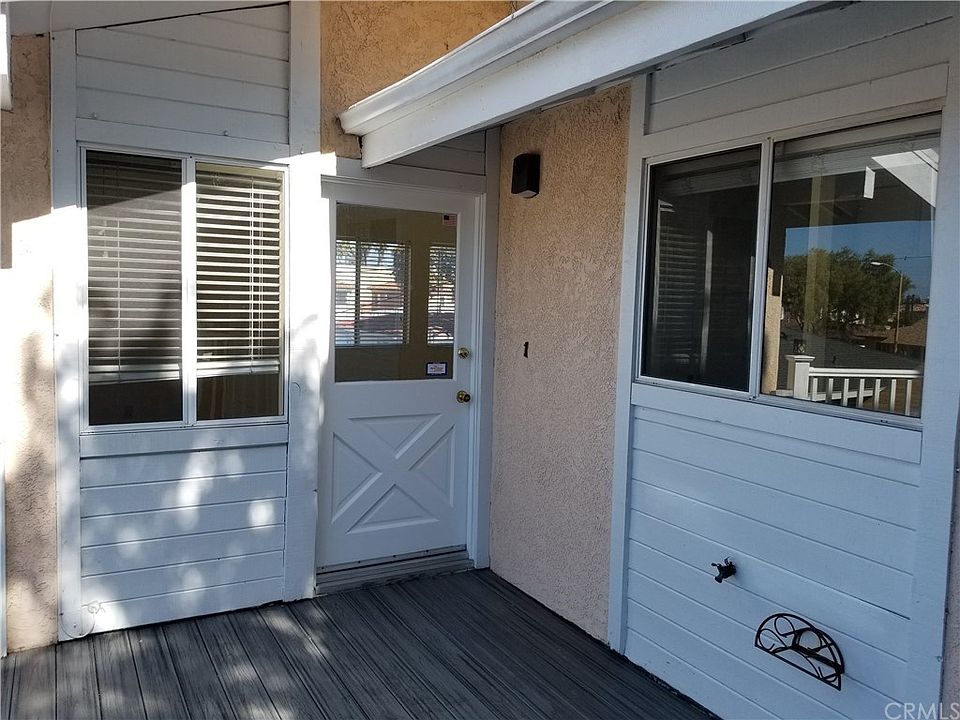 1st image of 24242 Ward St