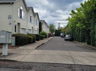 2600 SE 103rd Ave APT 3, Portland, OR 97266