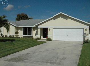 2203 NE 1st Ter, Cape Coral, FL 33909