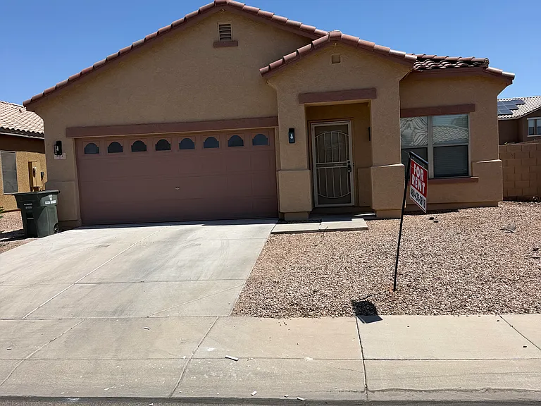 597 W Vekol Ct — Photo 1