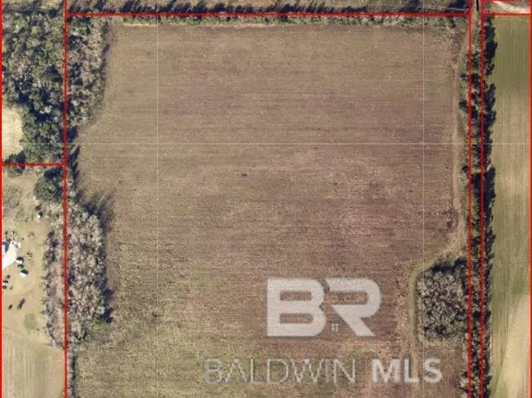 1 Hillcrest Dr, Elberta, AL 36530