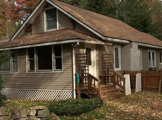 2208 Abby Rd, Pocono Pines, PA 18350