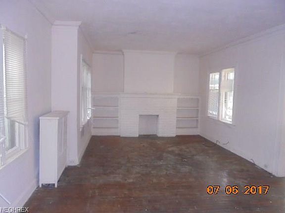 2nd image of 2785 Avondale Ave