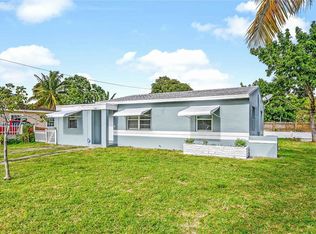 917 NW 145th Ter, Miami, FL 33168