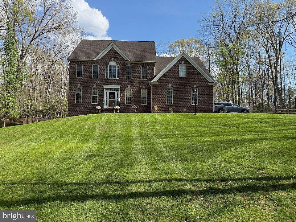 1st image of 13611 Perimeter Dr