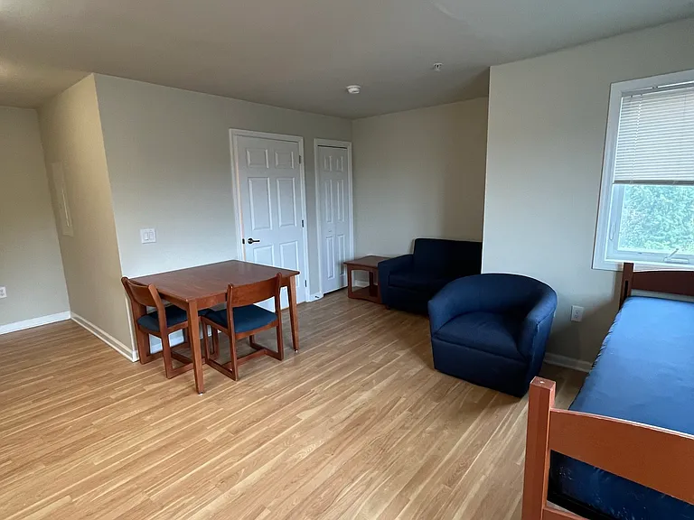 165-169 Barclay St #602 — Photo 5