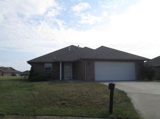 1919 Ridge Crest Dr, Shawnee, OK 74804
