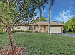 9963 NW 24th St, Pompano Beach, FL 33065