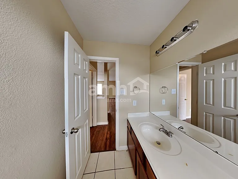 15742 Flagstone Walk Way — Photo 23