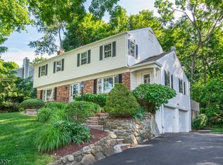 12 Colonial Dr, Morris Twp., NJ 07960