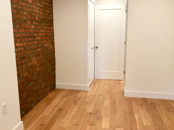 385 Herkimer Street image 7 of 13