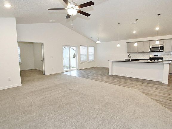 5th image of 19337 Kiowa Creek Way
