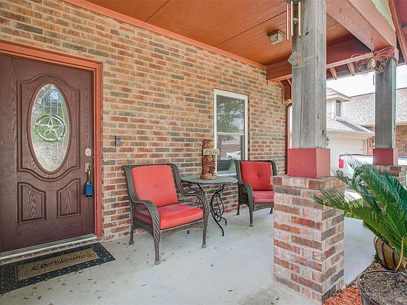 4th image of 5728 Caballo St