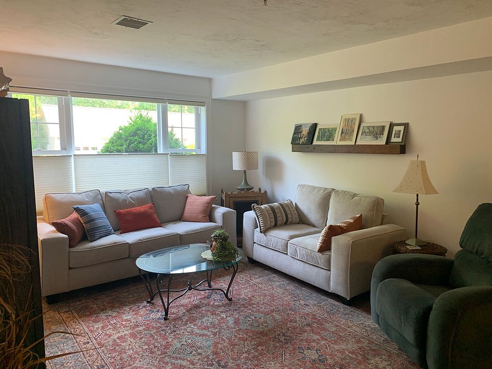 23 Green Leaves Dr Amherst MA Zillow