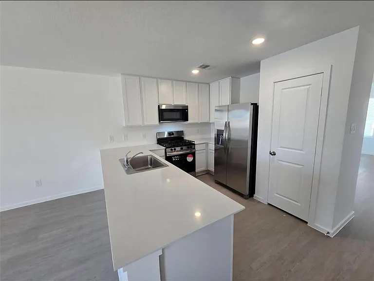 3156 Sunset Glory Dr — Photo 5