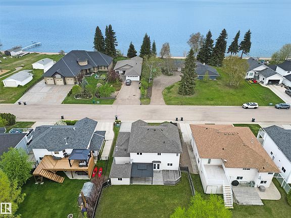 2nd image of 807 Beach Ave