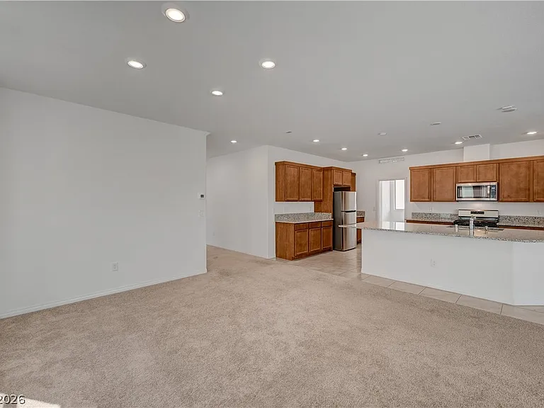 630 Great River Ave — Photo 13