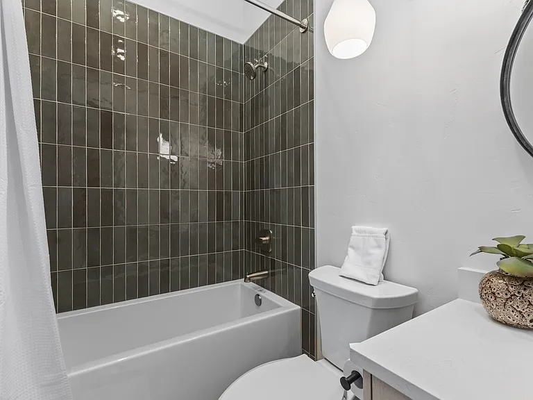 Bath Tub