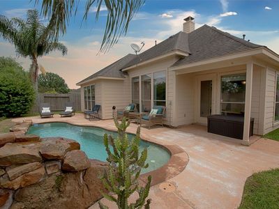 852 Falling Springs Ln, League City, TX, 77573