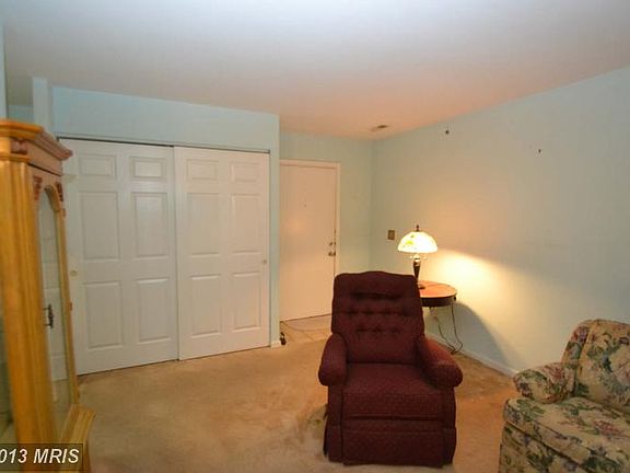 5th image of 3800 Meghan Dr APT B