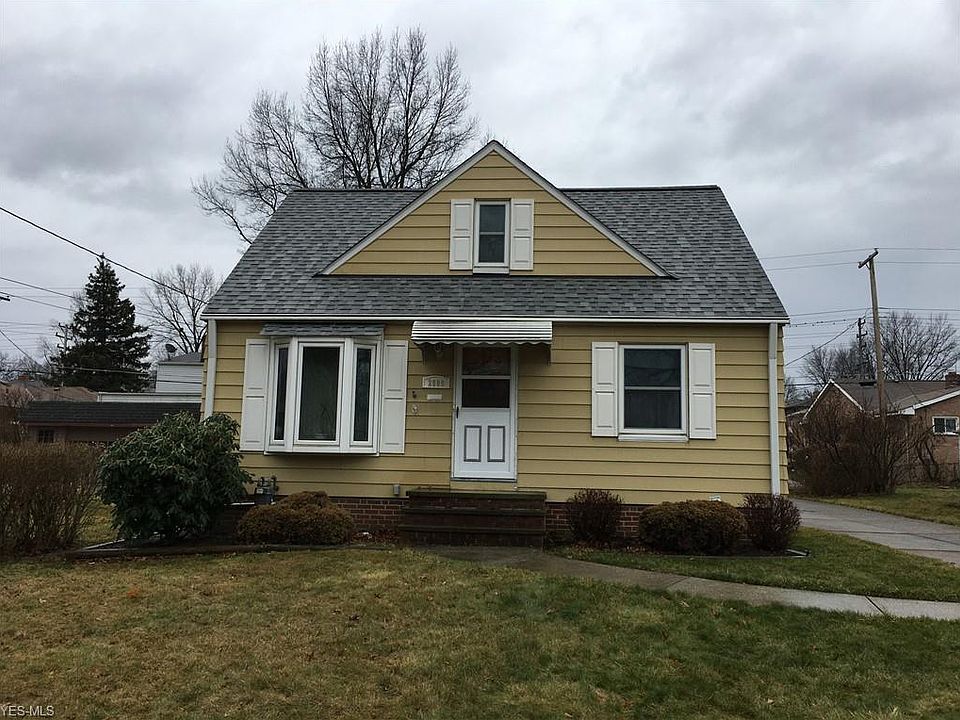 1st image of 2809 Liggett Dr