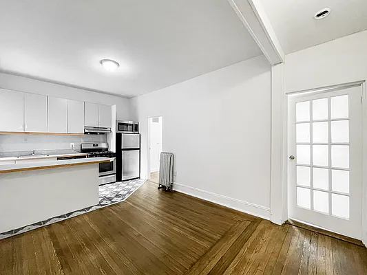 Rented by Skyward | media 12