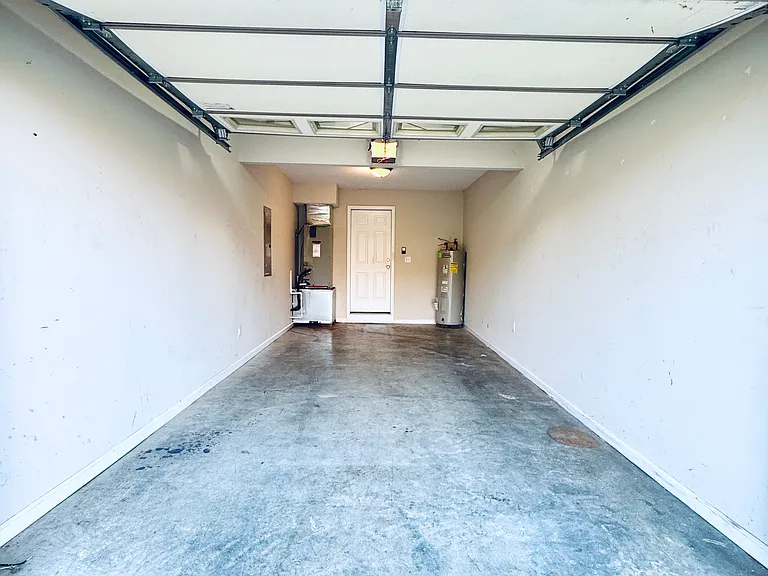 645 Hampton Way #1 — Photo 21