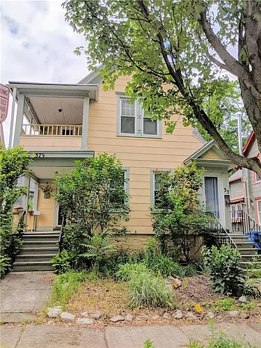 37 1/2 Edmonds St Photo 1