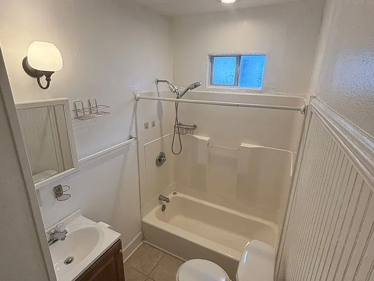 Desirable Euclid Neighborhood Apartment Building (Studio Apartments) & 2 Bedroom Single House - S... — Photo 8