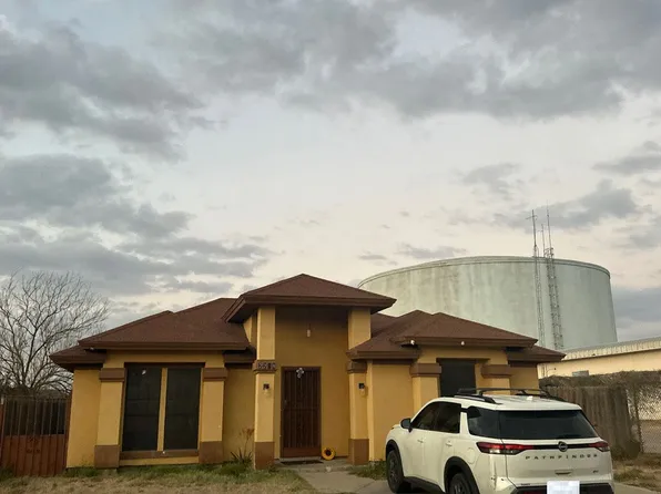 2218 Los Cerezos Dr, Laredo, TX 78046