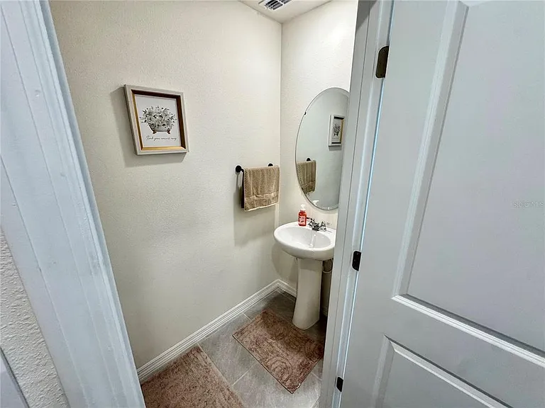 5653 Brosnan Rd — Photo 10