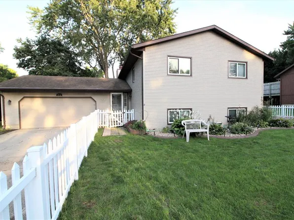 1713 Rathermel Dr, Fort Dodge, IA 50501