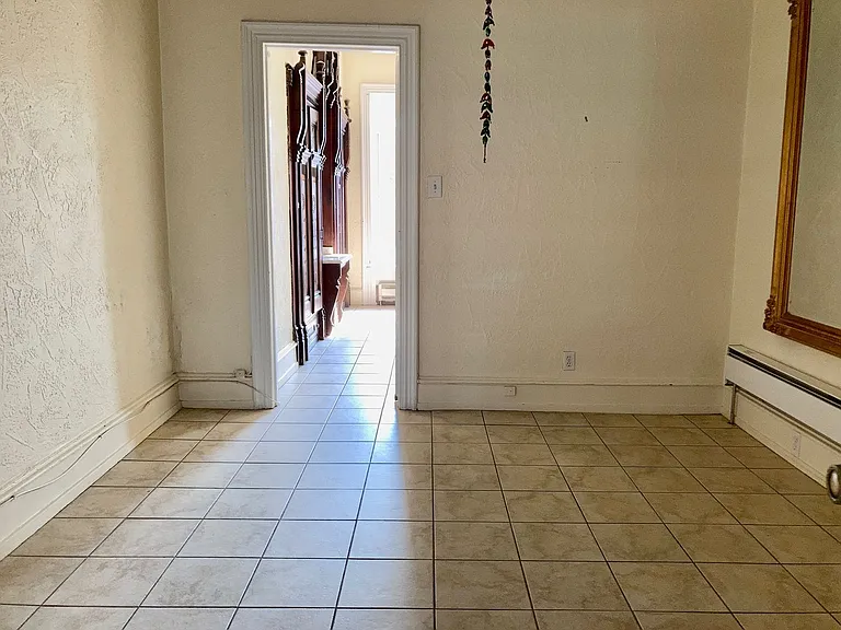 1122 S Broad St — Photo 7