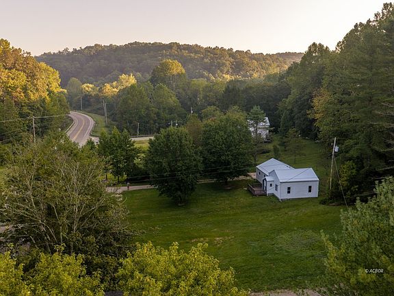 2nd image of 9472 State Route 682