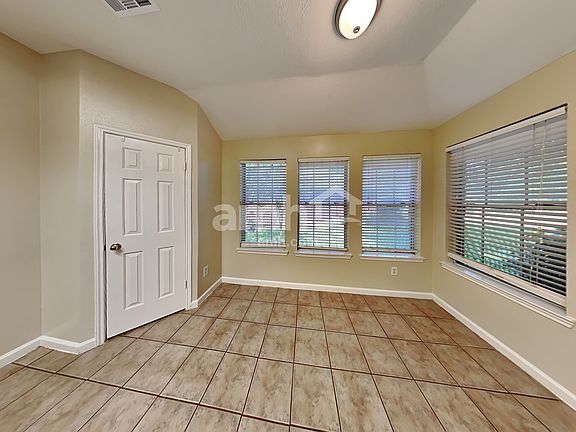 4th image of 201 Wood Hollow Dr