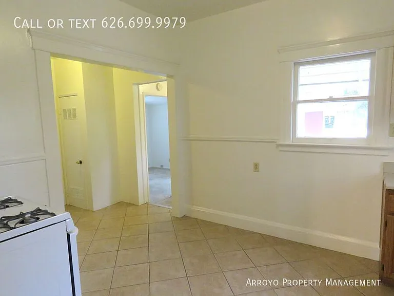74 N Chester Ave — Photo 21