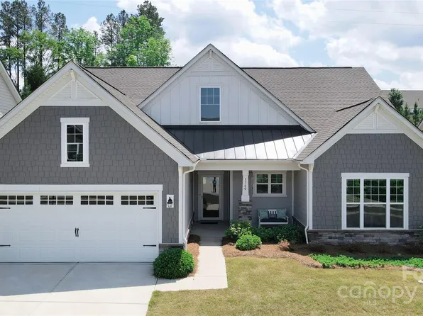 1360 Dali Blvd, Mount Holly, NC 28120