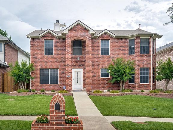 2nd image of 2213 Bresee Dr