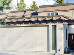 267 Old Post Rd, Waterloo, ON N2L5B8