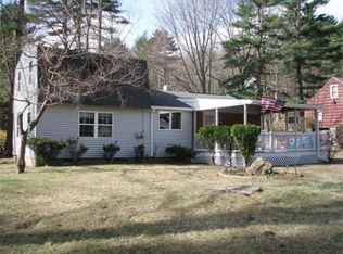 236 Mashapaug Rd, Holland, MA 01521