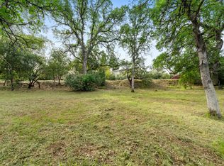 866 Pioneer Dr, Redding, CA 96001