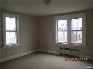 3rd image of 317 Park Pl
