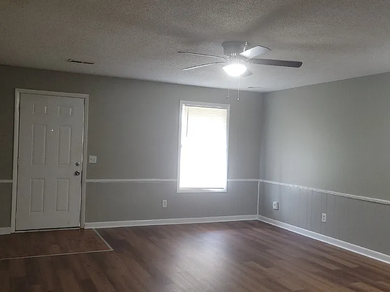 4423 Bonnell Dr NW #L — Photo 3